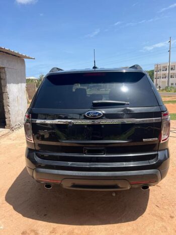 Ford Explorer - Image 7