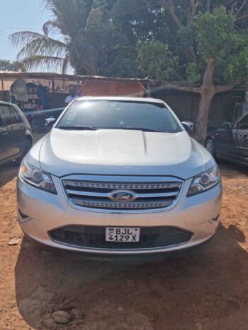 Ford Taurus Limited Edition