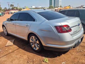 Ford Taurus Limited Edition - Image 8