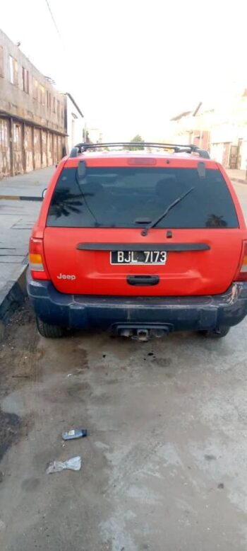 Jeep Cherokee 4x4 - Image 3