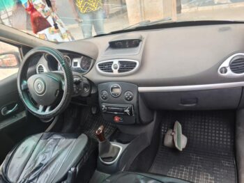 Renault Clio - Image 4