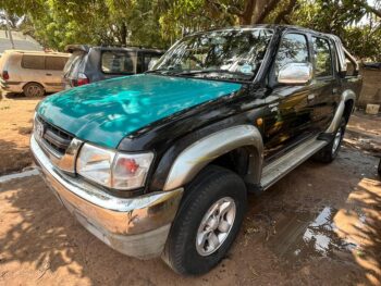 Toyota Hilux 4WD
