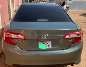 Toyota Camry LE - Image 6
