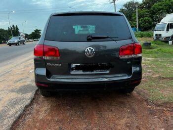 Volkswagen Touareg - Image 5