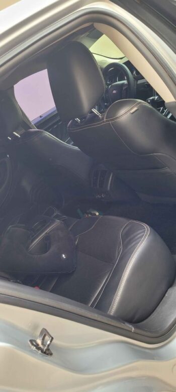 Ford Taurus Limited - Image 6