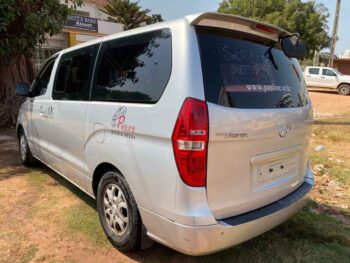 Hyundai Starex - Image 9
