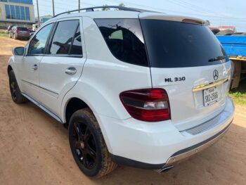 ML 350 4 Matic - Image 7
