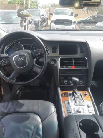 Audi Q7 - Image 3