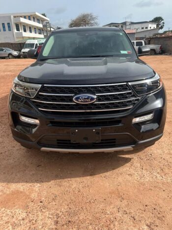 Ford Explorer XLT 4WD