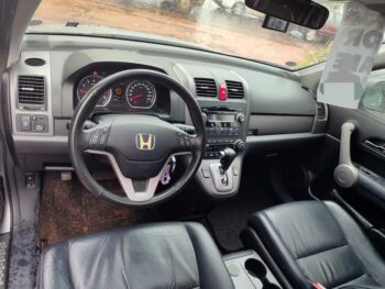 Honda CR-V 4WD - Image 4