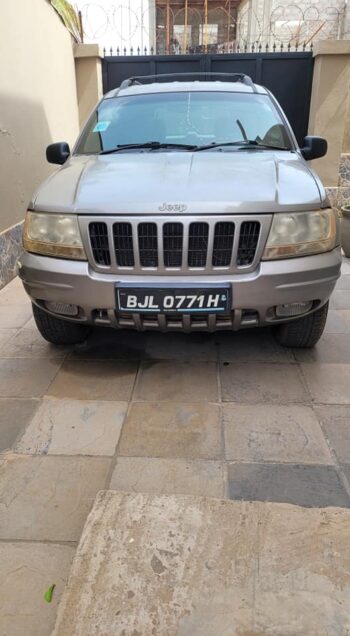 Jeep Grand Cherokee 4x4 - Image 2