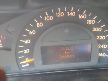 Mercedes Benz Kompressor CDI Silver - Image 6