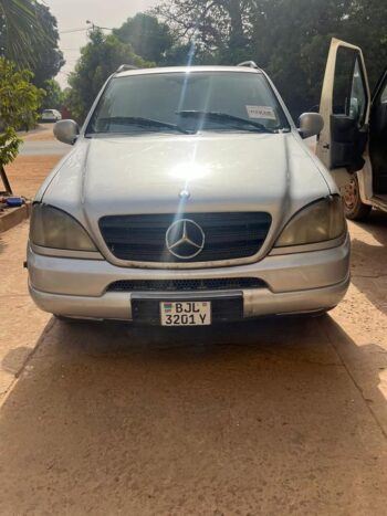 Mercedes Benz ML270 CDI - Image 2