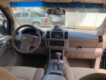 Nissan Pathfinder - Image 2