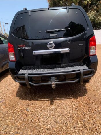Nissan Pathfinder - Image 4
